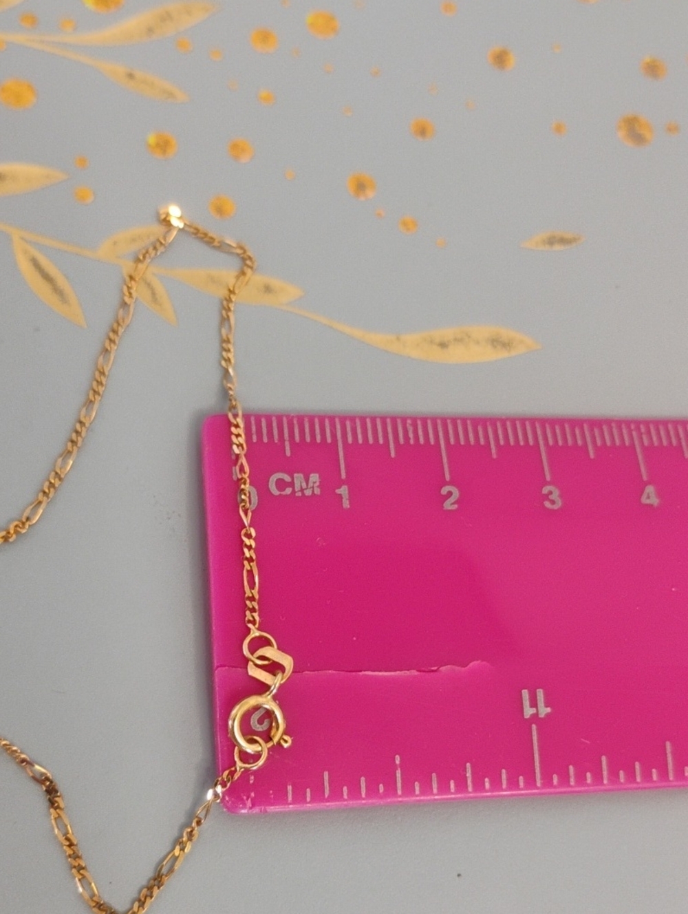 Figaro Chain 14 K Gold Bracelet - Picture 4 of 9